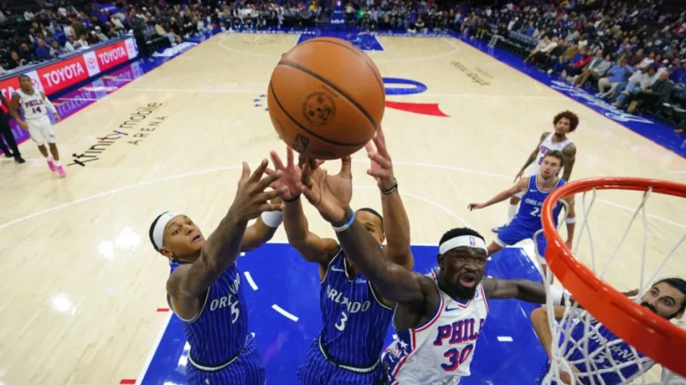 Orlando-Magic-at-Philadelphia-76ers